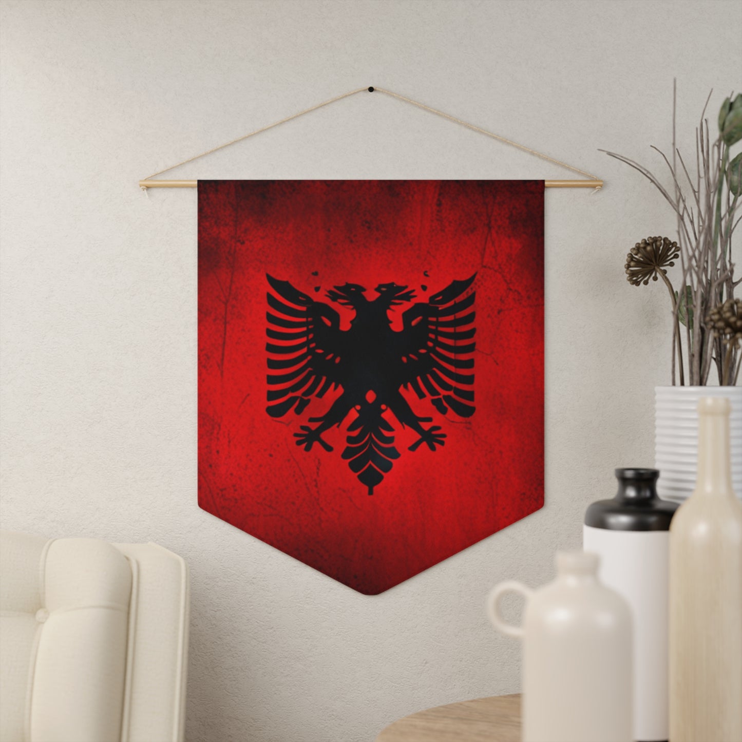 Pennant [Albania]