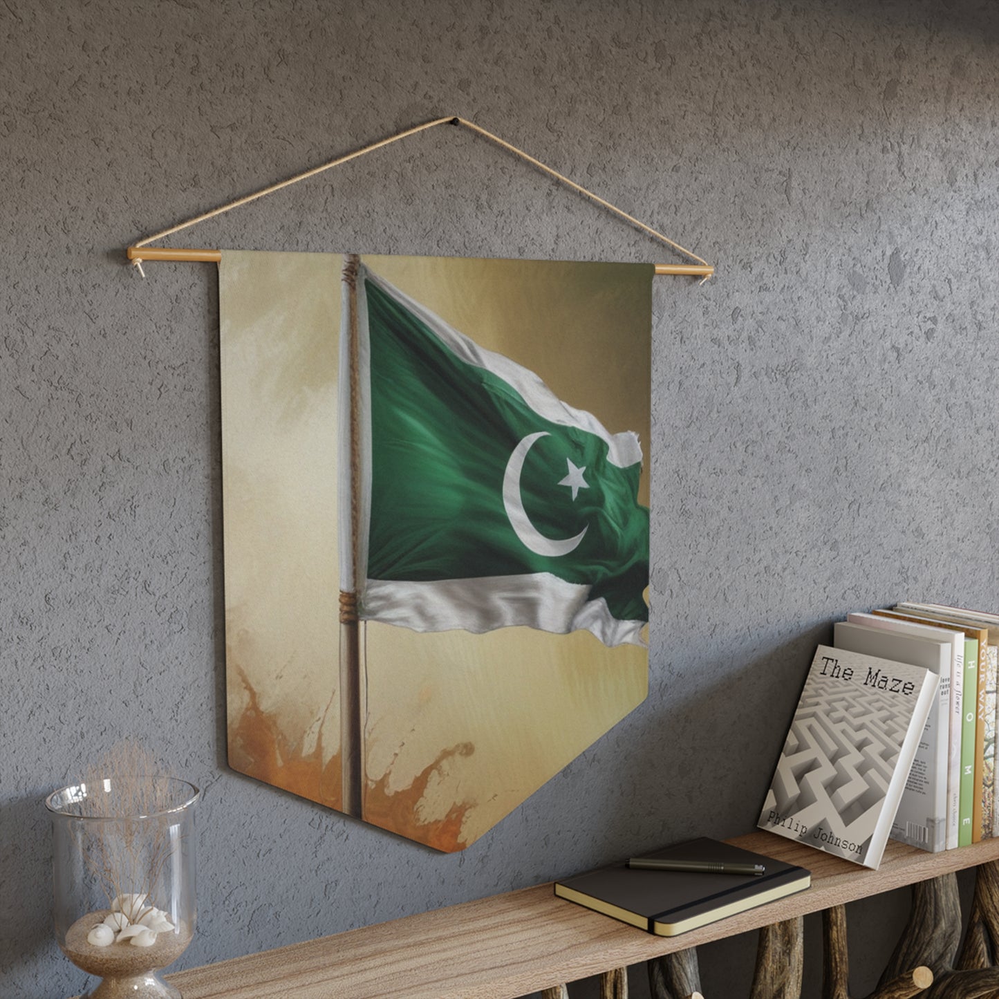 Pennant [Pakistan]