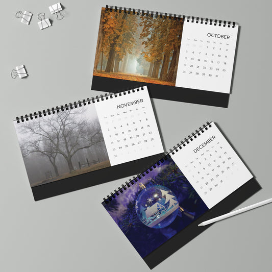 Desktop Calendar (2025 grid)